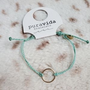 Pura Vida Gold Circle Bracelet
